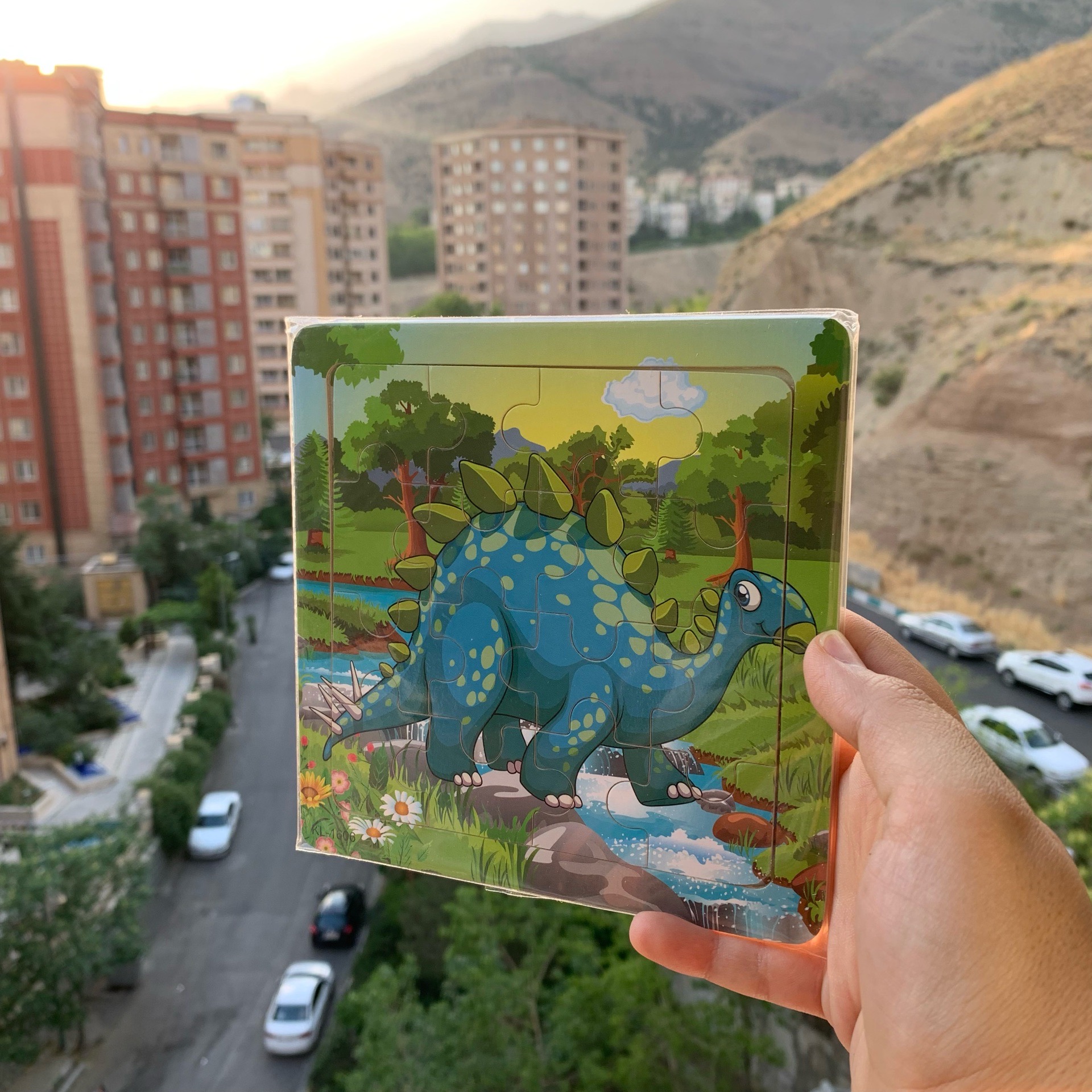 1EFE4F0F-8E0C-4F97-8F4C-6C0DB92C6E8E.jpg اولین پازل من طرح دایناسور آبی - تصویر 1