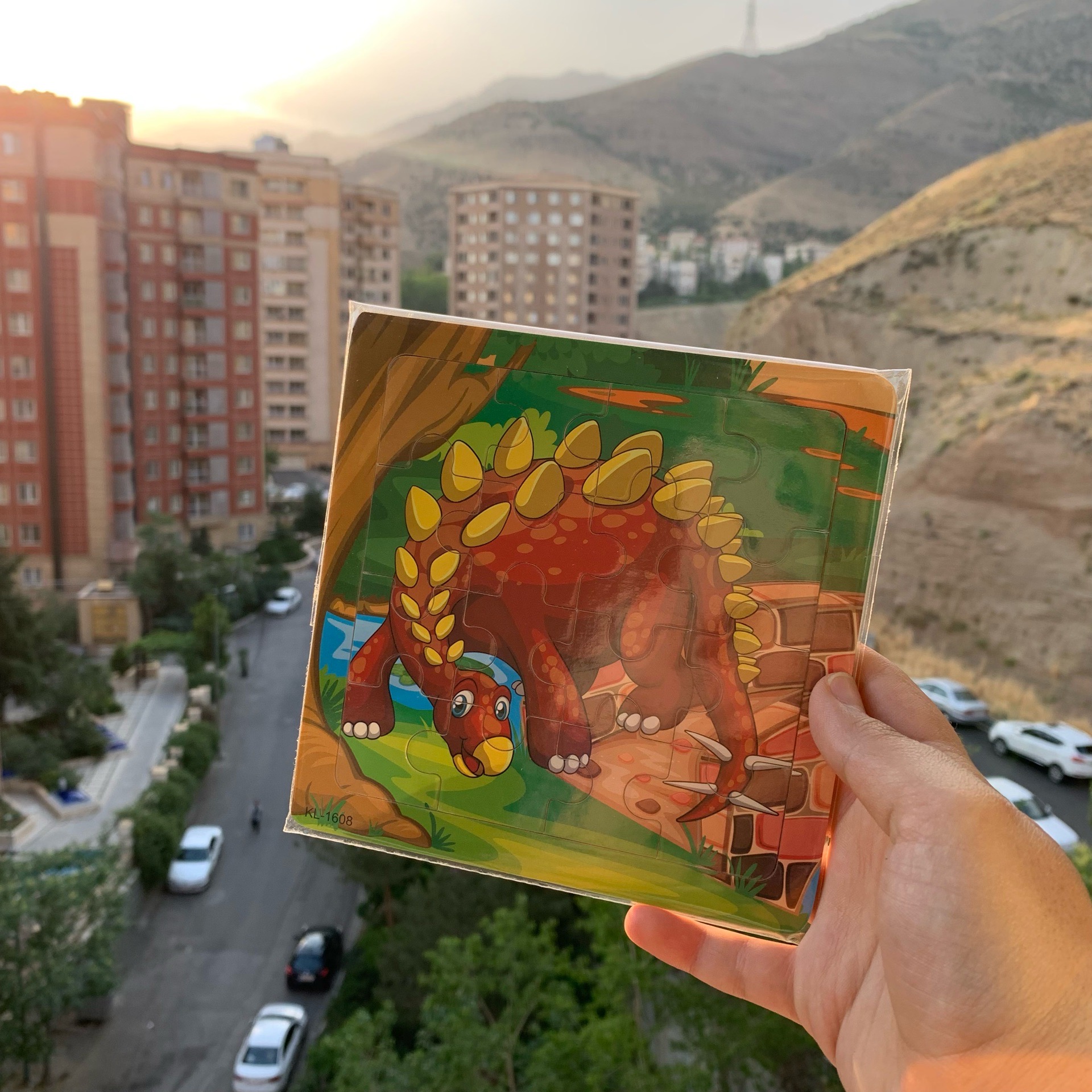 7EF0F872-29F1-4838-8932-144876CCE97B.jpg اولین پازل من طرح دایناسور قرمز - تصویر 1