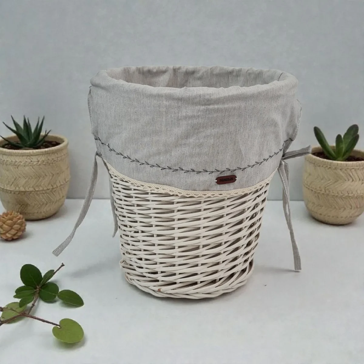 سطل زباله نی نی سیس مدل حصیری گلدوزی - تصویر 10